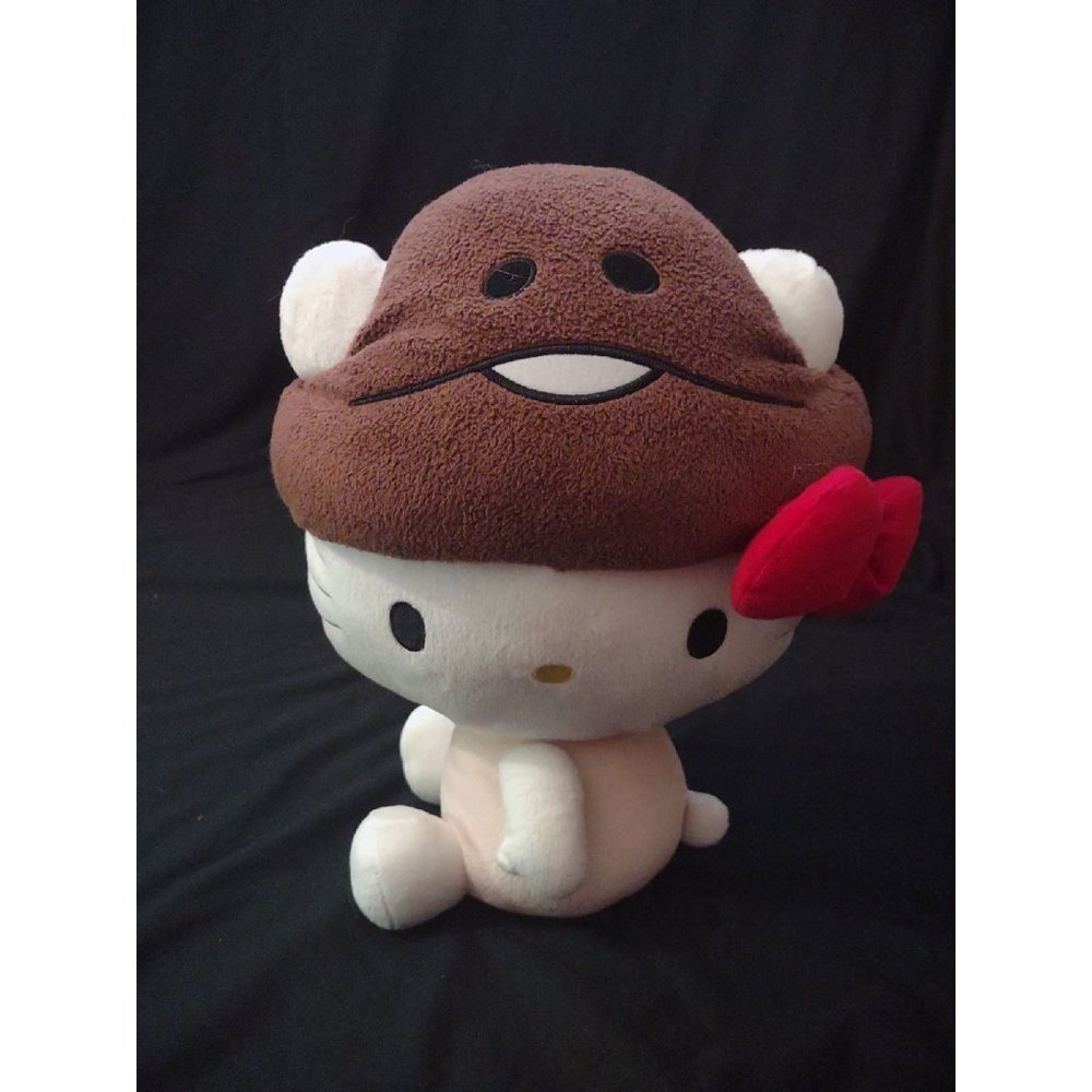 Nameko Saibai Kit x Hello Kitty plush